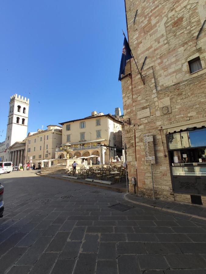 Mazzini 3 Apartment Assisi Exterior photo